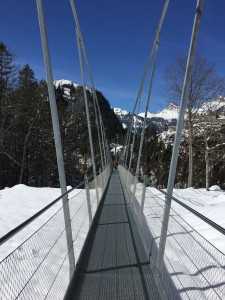 Über die highline 179
