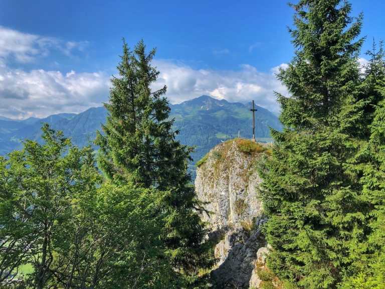 Gipfelkreuz an der Buchensteinwand