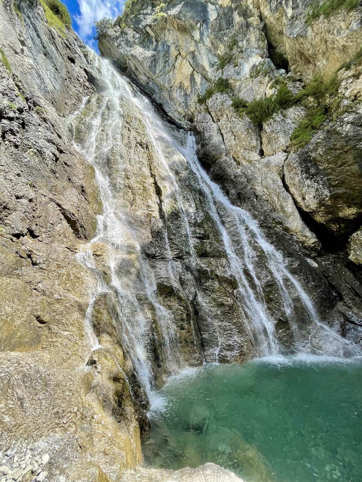 Der Wasserfall unweit der Unteren Roßgumpenalm