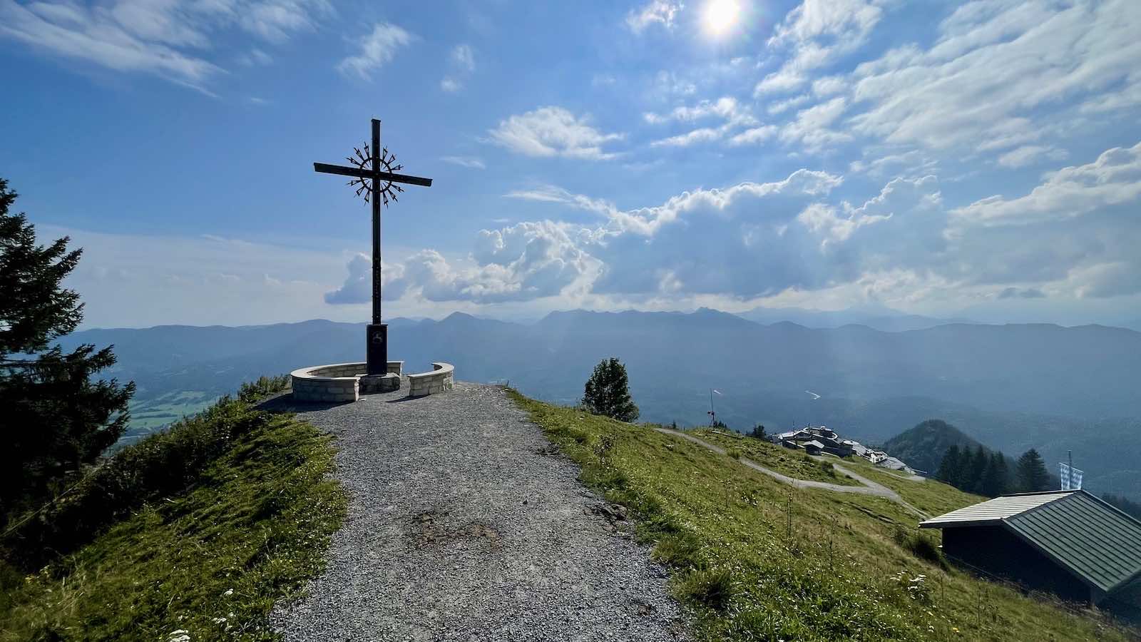 Gipfelkreuz am Brauneck