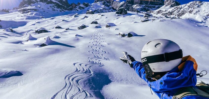 Spaß auf zwei Brettern – Auf Skitouren die Berge erleben