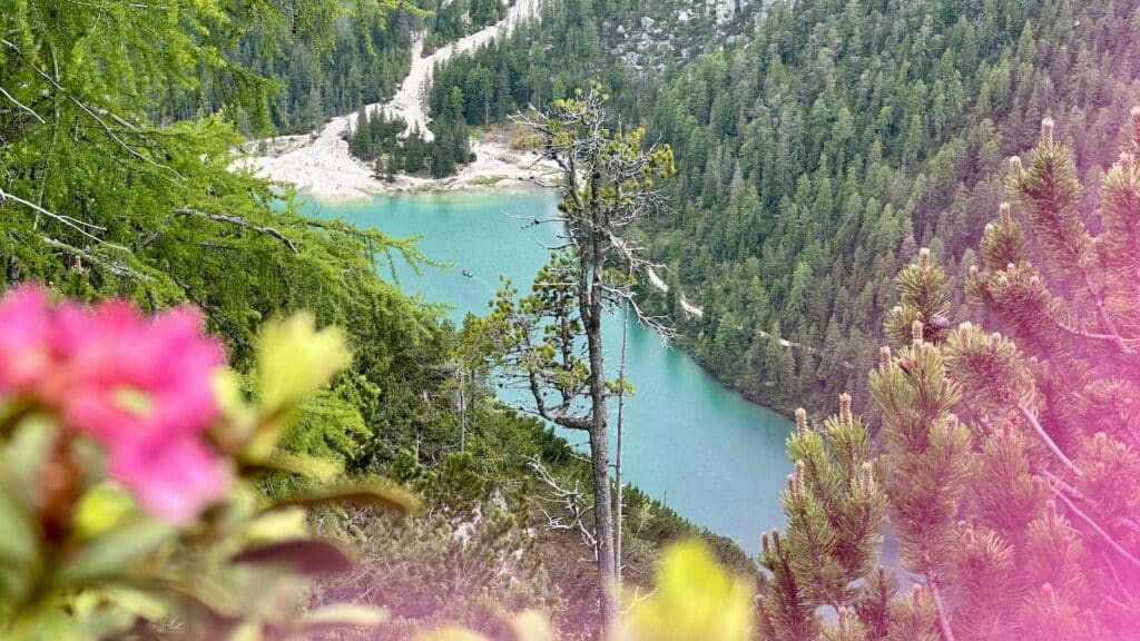 Der Pragser Wildsee auf der Tour zum Großen Apostel